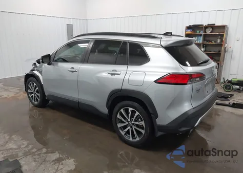 2025 Toyota Corolla Cross Xle from USA, damaged, VIN 7MUDAABG5SV126438